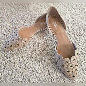 Crown Vintage Kourtnee Camel Floral Pointed Flats 9